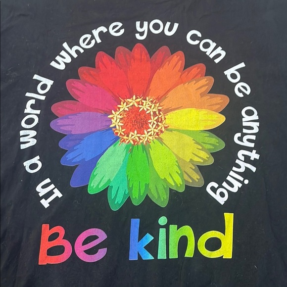 Be Kind Short Sleeve Tee with Colorful Design - Picture 2 of 4